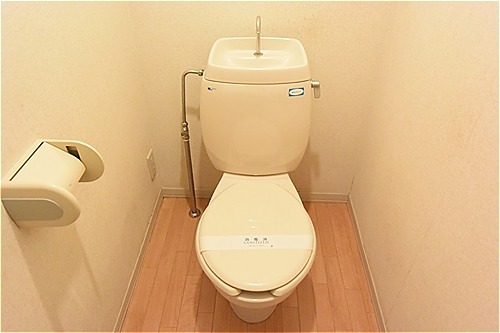 中里ハイツ トイレは独立しています