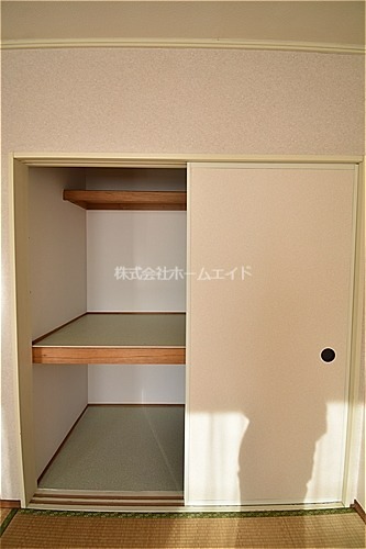 ビラ秀芳Ⅲ 収納