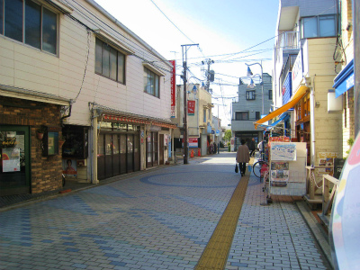 えあるまつがおか 鵠沼海岸商店街（マリンロード）