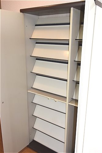 しのぶ荘 玄関　収納力は、バッチリです！