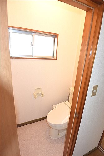 しのぶ荘 ウォシュレットは残置物扱いになり、性能保証はございませんm(__)m
