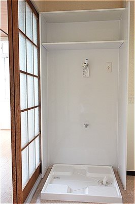 グリーンハイツ松浪 室内洗濯機置場