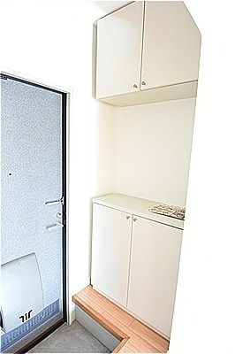 イーストライフ湘南Ｂ棟 玄関