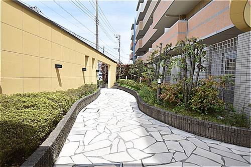 ライオンズステージ鵠沼グランヴァローレ（区分所有建物の賃貸区画） ライオンズステージ鵠沼グランヴァローレ　外観