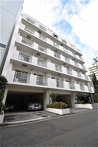 セザール藤沢（区分所有建物の賃貸区画） 外観