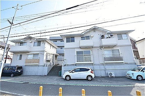 甘粕テラス 建物の目の前が駐車スペース